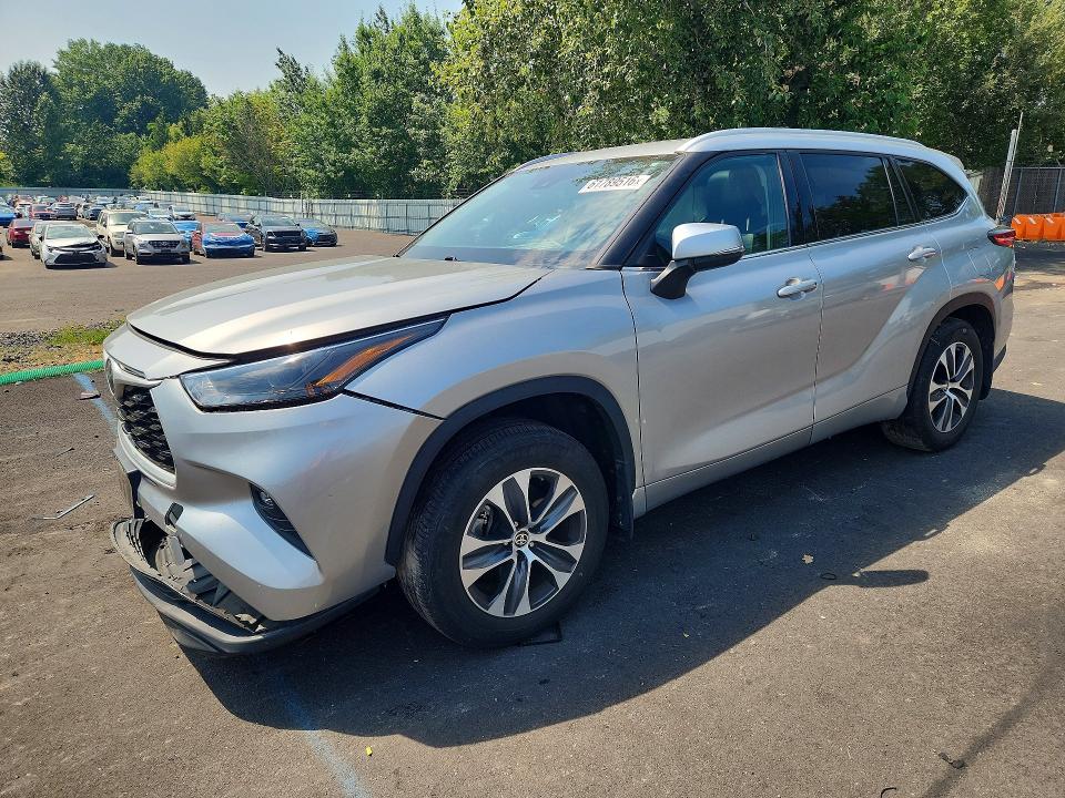 2022 TOYOTA HIGHLANDER - Търг №61789516