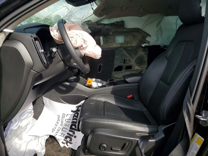 Photo 7 from auction – 2025 VOLVO XC40 with VIN YV4L12UE2S2486066