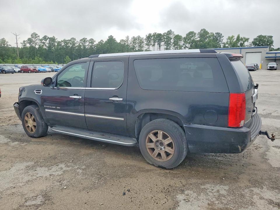 Photo 2 from auction – 2007 CADILLAC ESCALADE with VIN 1GYFK668X7R288937