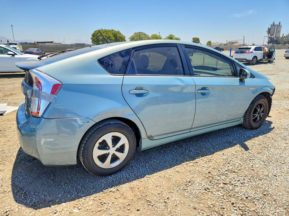 Photo 3 from auction – 2012 TOYOTA PRIUS with VIN JTDKN3DU3C5387191