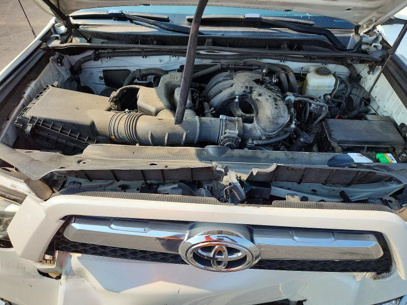 Photo 12 from auction – 2013 TOYOTA 4RUNNER with VIN JTEZU5JR5D5059197