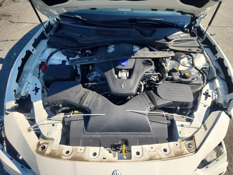 Photo 11 from auction – 2022 MASERATI GHIBLI with VIN ZAM57YTM2NX386980