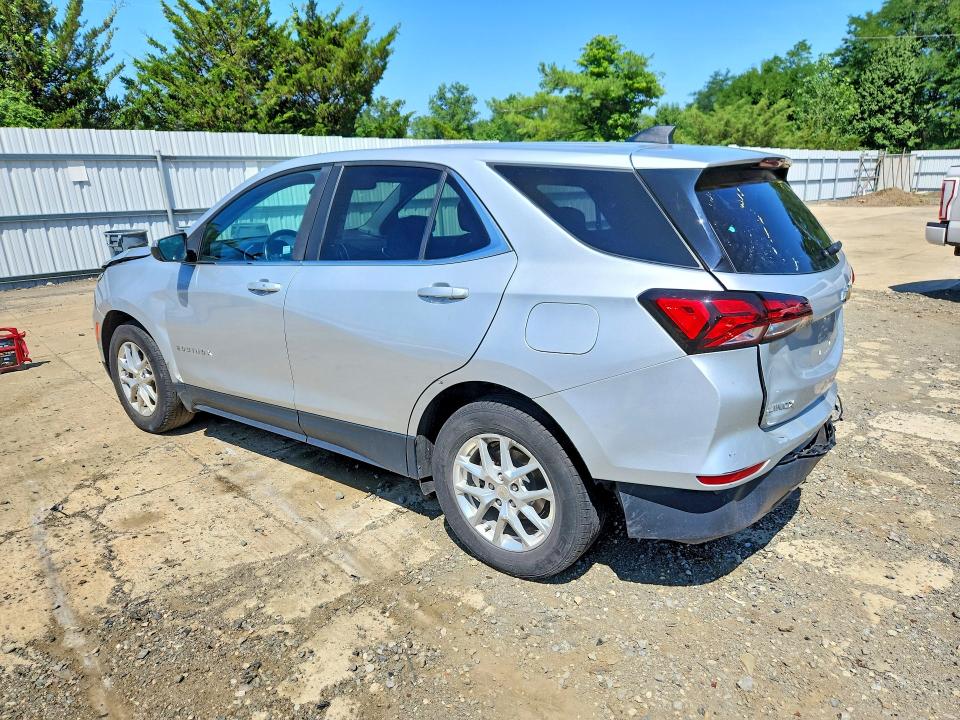 Photo 2 from auction – 2022 CHEVROLET EQUINOX with VIN 3GNAXKEVXNL123564