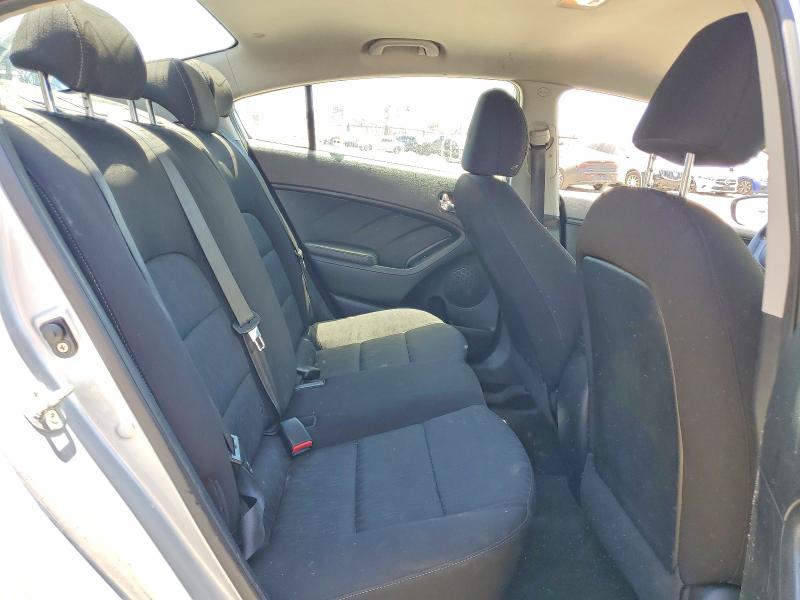Photo 10 from auction – 2016 KIA FORTE with VIN KNAFK4A6XG5616149