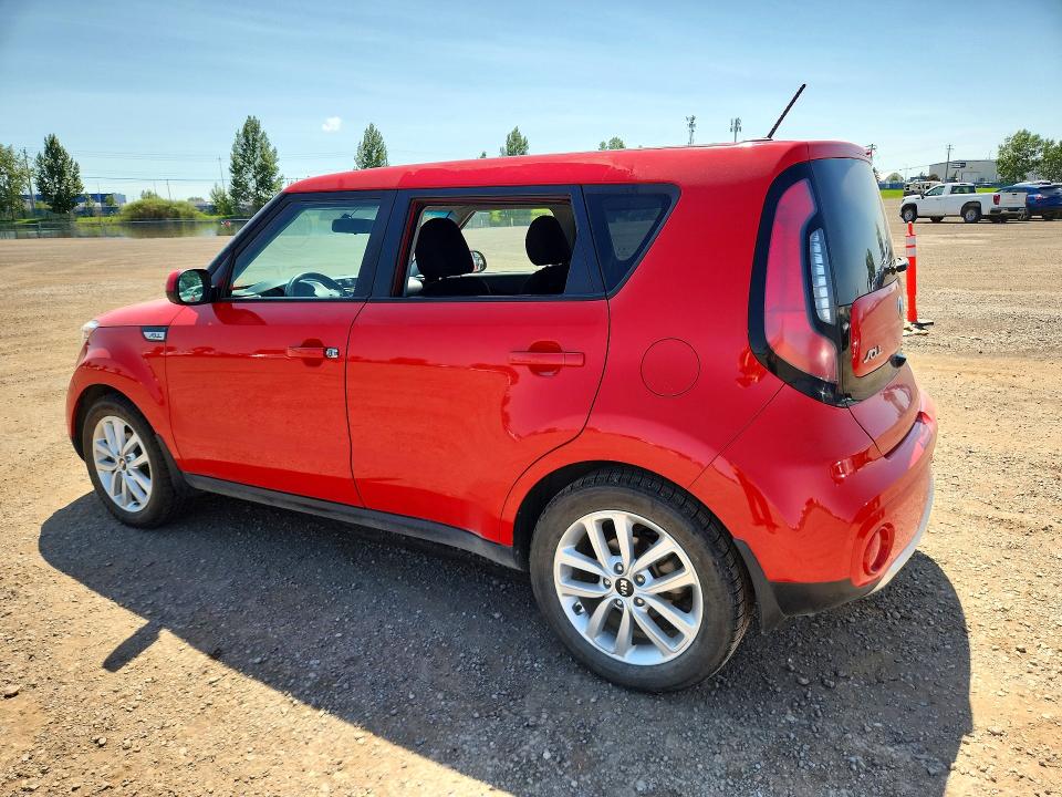 Photo 2 from auction – 2017 KIA SOUL with VIN KNDJP3A56H7878613