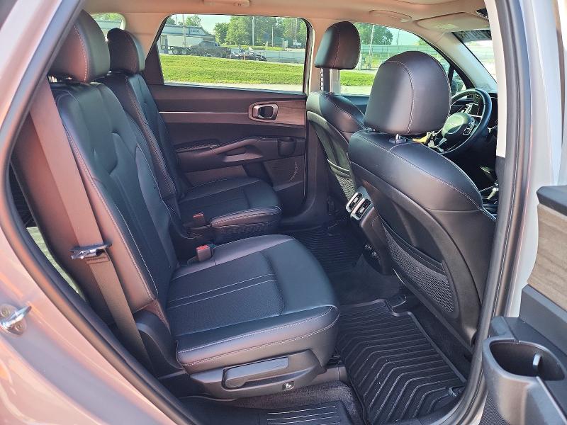Photo 11 from auction – 2022 KIA SORENTO with VIN 5XYRHDLF9NG160595