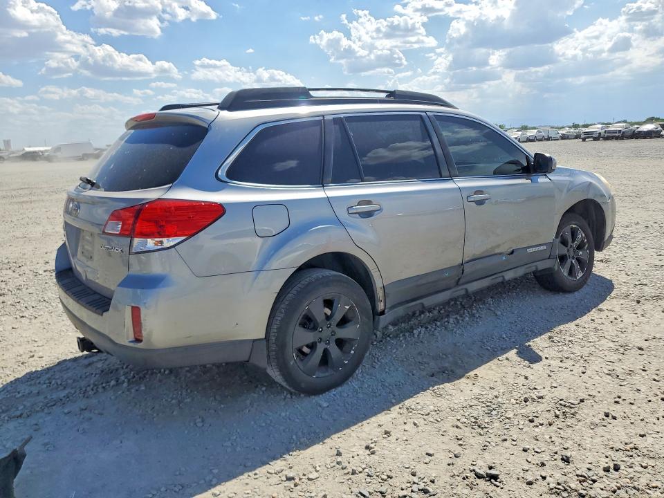Photo 3 from auction – 2010 SUBARU OUTBACK with VIN 4S4BRCKC4A3345860