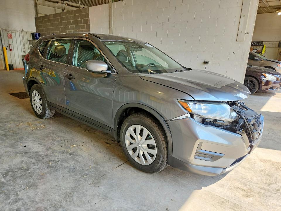 Photo 4 from auction – 2018 NISSAN ROGUE with VIN 5N1AT2MTXJC758239
