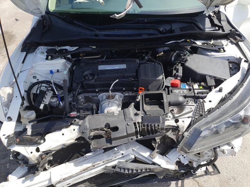 Photo 11 from auction – 2015 HONDA ACCORD with VIN 1HGCR2F89FA179848