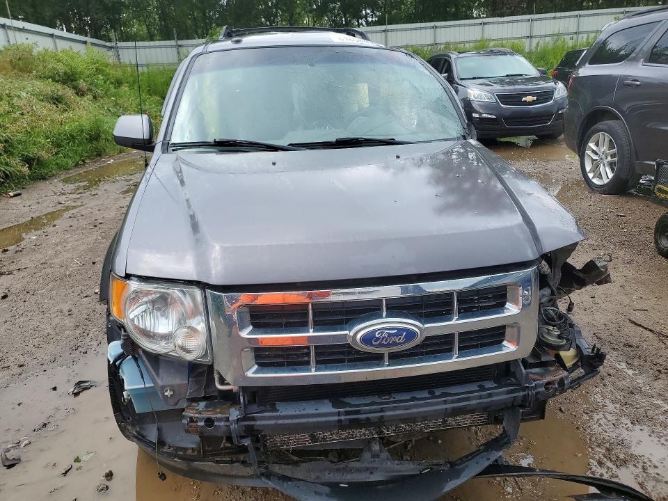 Photo 5 from auction – 2010 FORD ESCAPE with VIN 1FMCU9EG8AKA62355