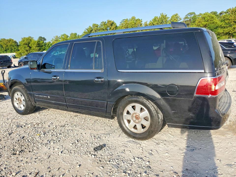 Photo 2 from auction – 2012 LINCOLN NAVIGATOR with VIN 5LMJJ3H51CEL05655