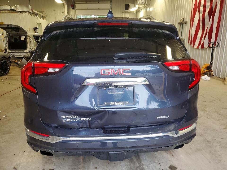 Photo 6 from auction – 2018 GMC TERRAIN with VIN 3GKALXEX5JL335757
