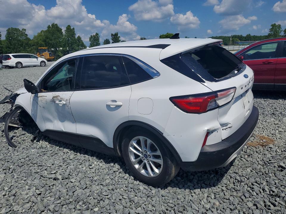 Photo 2 from auction – 2020 FORD ESCAPE with VIN 1FMCU0G61LUA94474