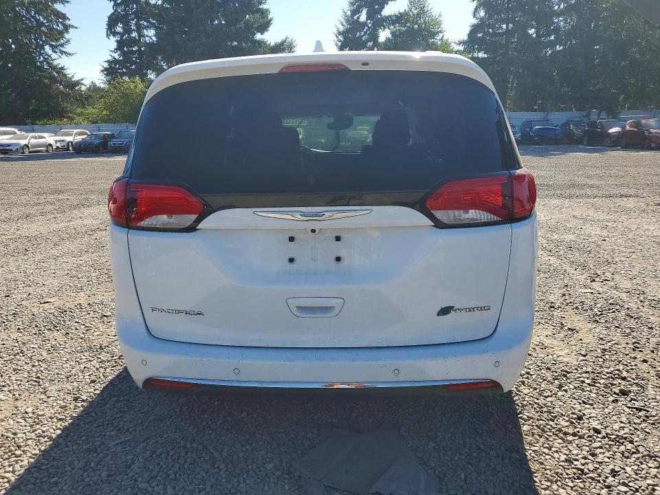 Photo 6 from auction – 2018 CHRYSLER PACIFICA with VIN 2C4RC1N75JR359233