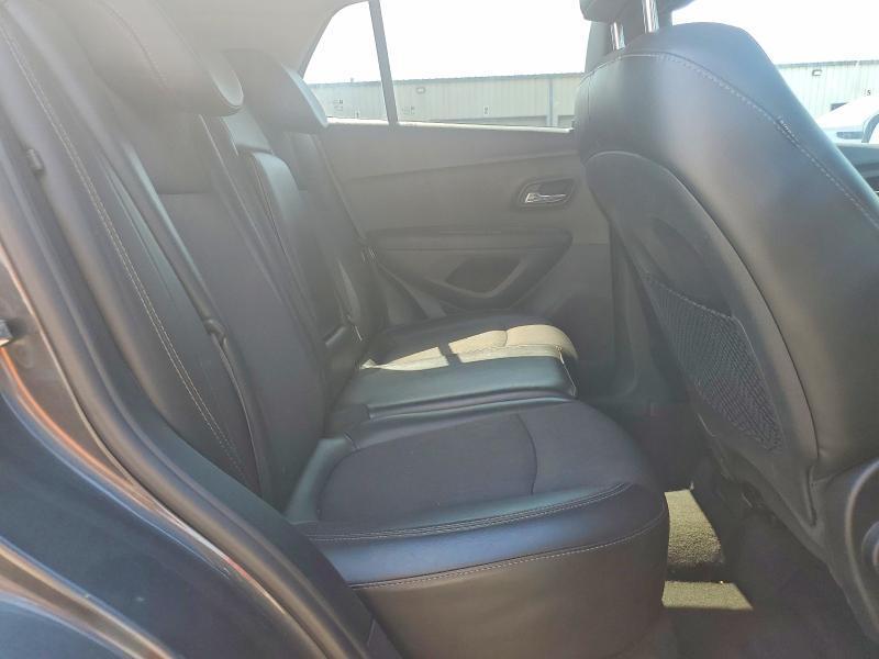 Photo 10 from auction – 2018 CHEVROLET TRAX with VIN 3GNCJPSB2JL286320