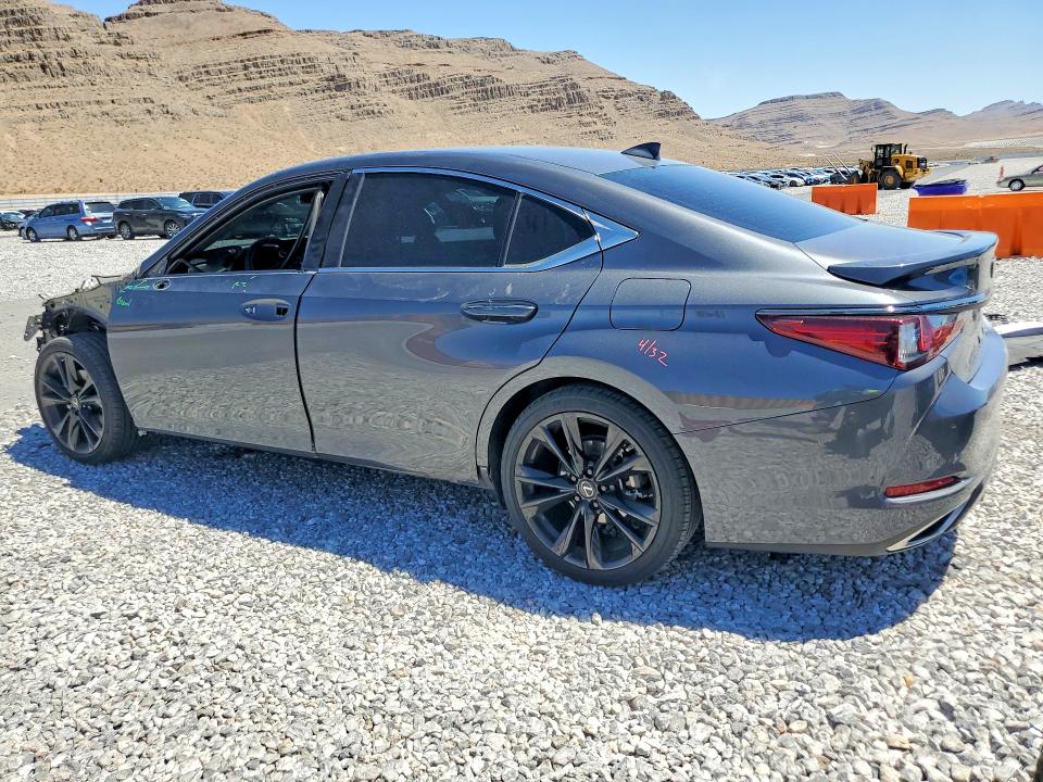 Photo 2 from auction – 2022 LEXUS ES 350 with VIN 58AGZ1B11NU115842
