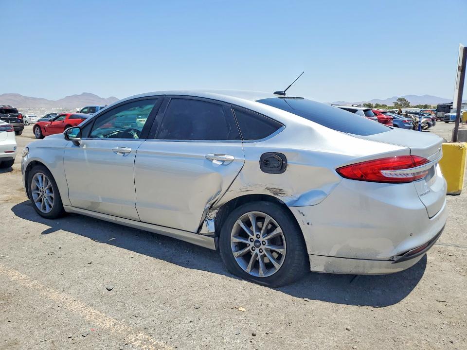 Photo 2 from auction – 2017 FORD FUSION with VIN 3FA6P0HDXHR336219