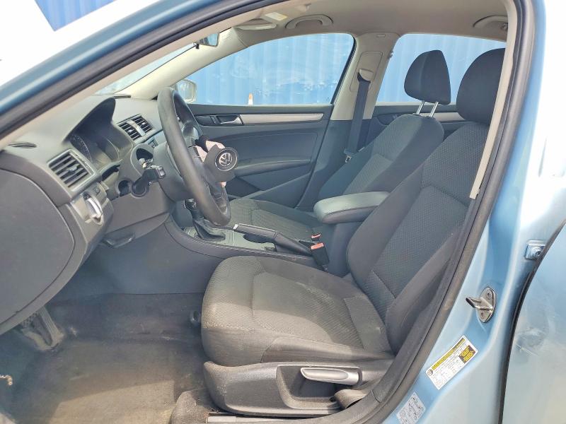 Photo 7 from auction – 2012 VOLKSWAGEN PASSAT with VIN 1VWAP7A3XCC040278
