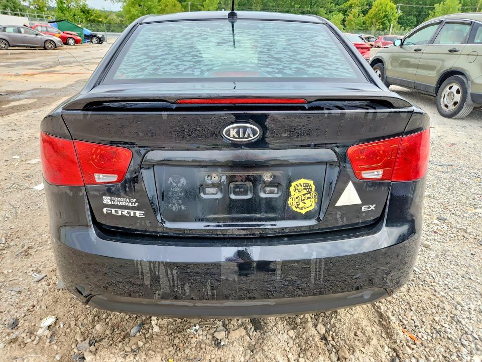 Photo 6 from auction – 2013 KIA FORTE with VIN KNAFU4A27D5653808