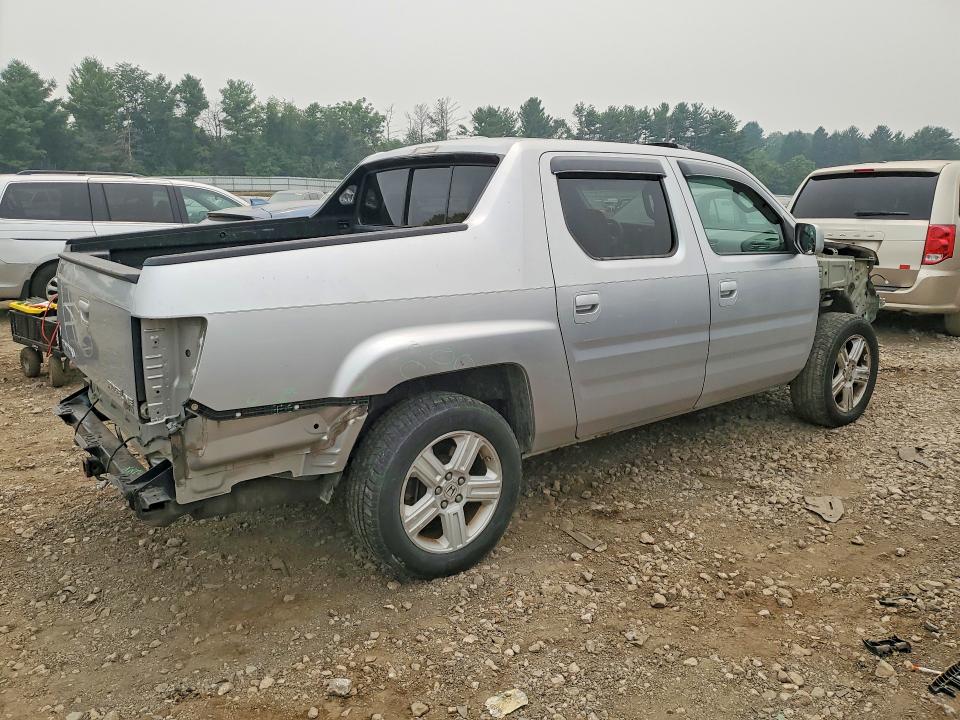 Photo 3 from auction – 2010 HONDA RIDGELINE with VIN 5FPYK1F57AB002280