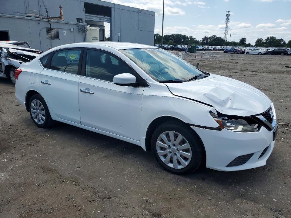 Photo 4 from auction – 2016 NISSAN SENTRA with VIN 3N1AB7AP1GL648384