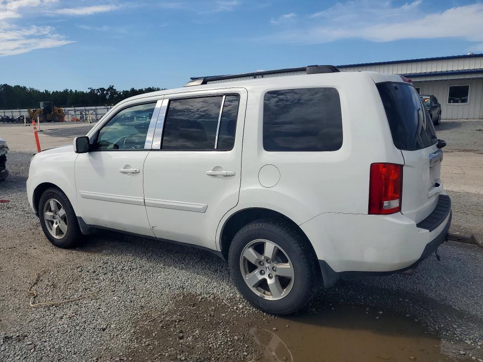 Photo 2 from auction – 2011 HONDA PILOT with VIN 5FNYF4H68BB104256