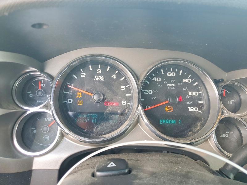 Снимка 9 от търг – 2014 CHEVROLET SILVERADO с VIN 1GC1KXCG3EF137812