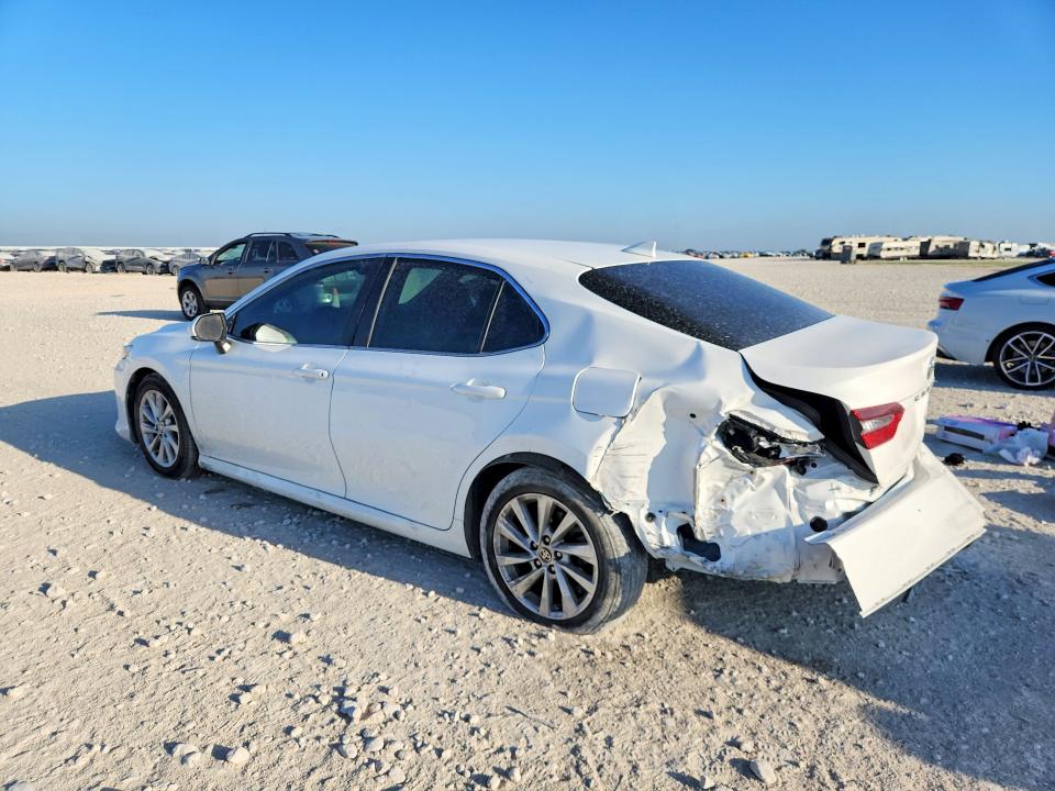 Photo 2 from auction – 2023 TOYOTA CAMRY with VIN 4T1C11AK2PU173825