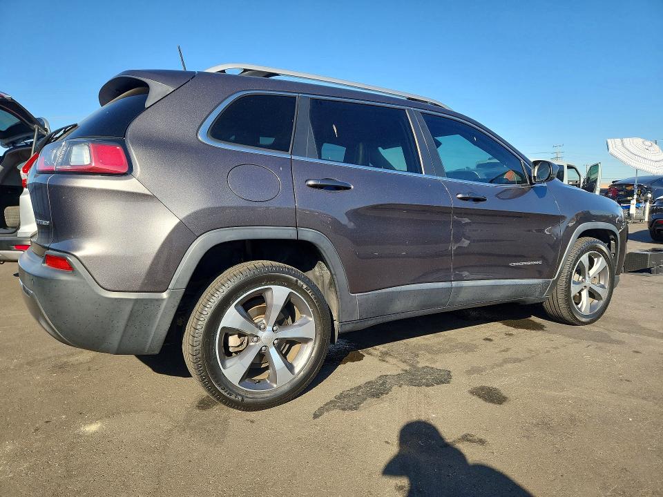 Photo 3 from auction – 2020 JEEP CHEROKEE with VIN 1C4PJLDB6LD510844