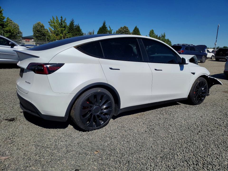 Photo 3 from auction – 2022 TESLA MODEL Y with VIN 7SAYGDEF2NF446701