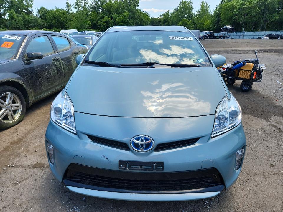 Photo 5 from auction – 2015 TOYOTA PRIUS with VIN JTDKN3DU7F1906450