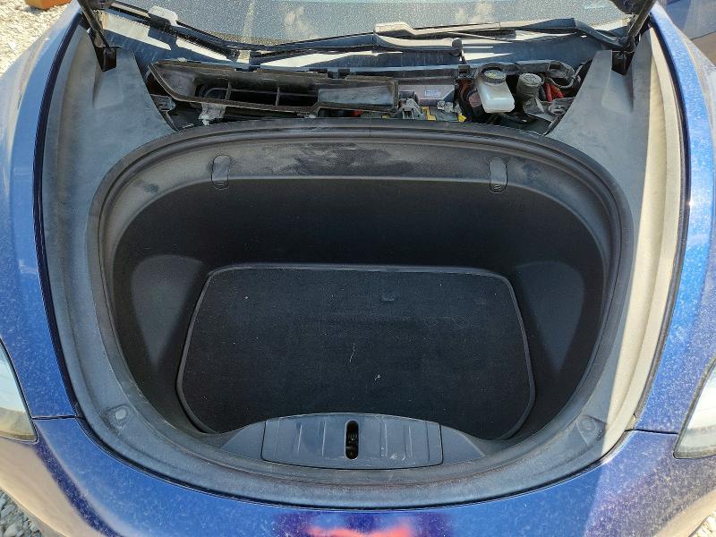 Photo 11 from auction – 2019 TESLA MODEL 3 with VIN 5YJ3E1EB7KF433138
