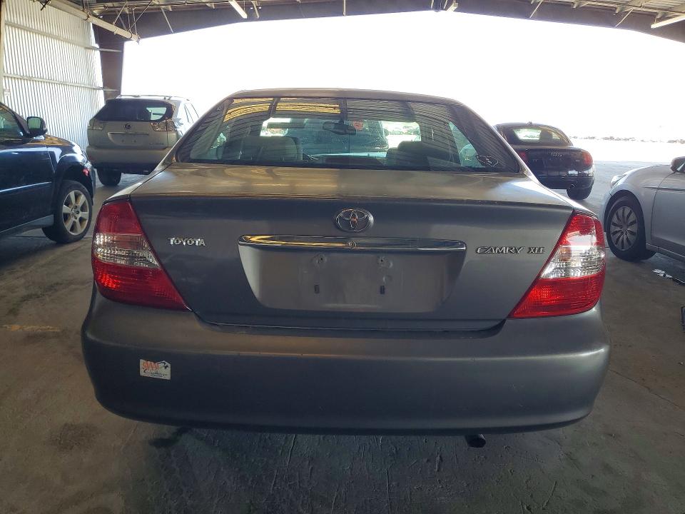 Photo 6 from auction – 2004 TOYOTA CAMRY with VIN 4T1BE30K94U789921