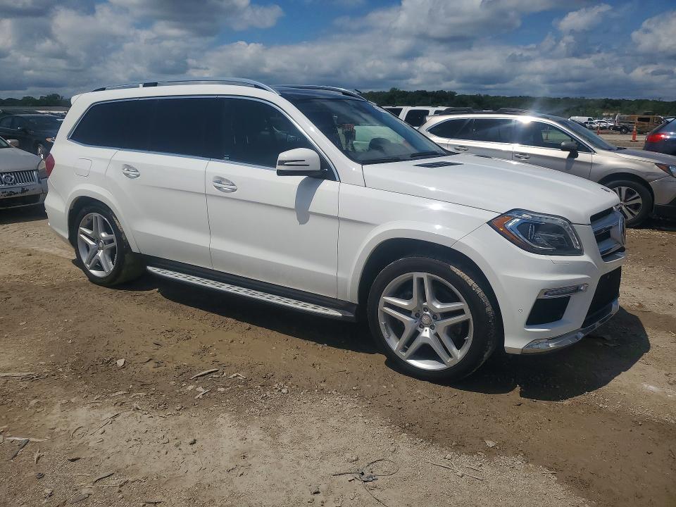 Photo 4 from auction – 2015 MERCEDES-BENZ GL with VIN 4JGDF7DE0FA448347
