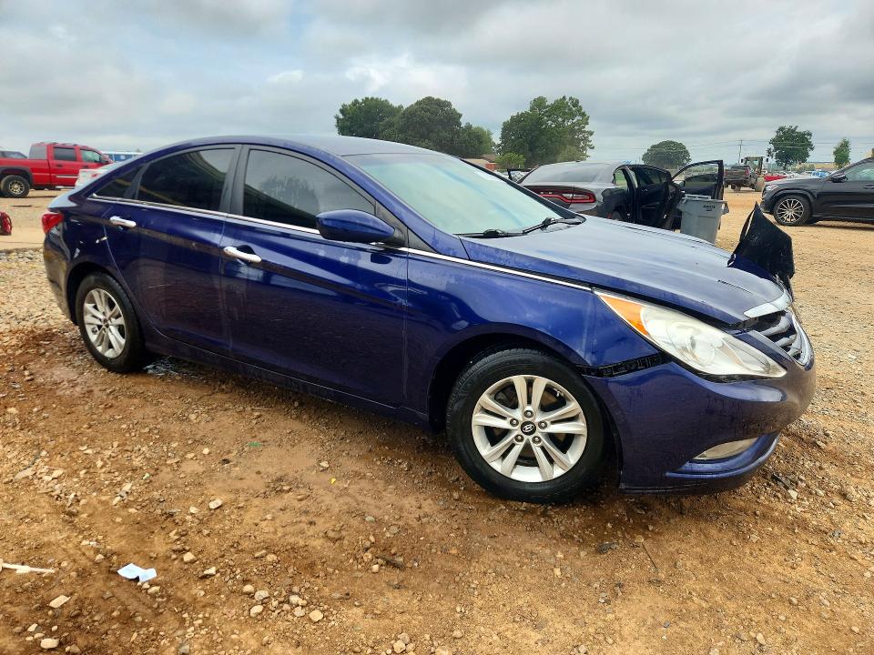 Photo 4 from auction – 2013 HYUNDAI SONATA with VIN 5NPEB4AC7DH763433