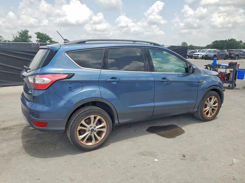 Photo 3 from auction – 2018 FORD ESCAPE with VIN 1FMCU0HD7JUB27536