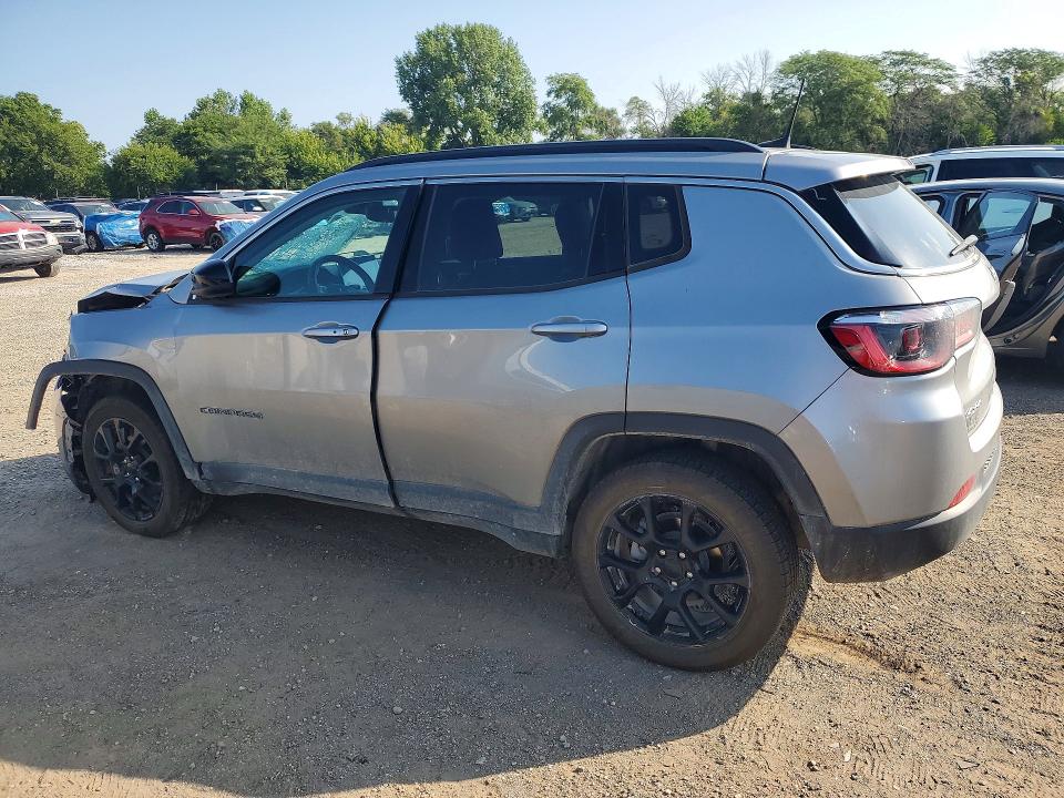 Photo 2 from auction – 2022 JEEP COMPASS with VIN 3C4NJDFBXNT133183