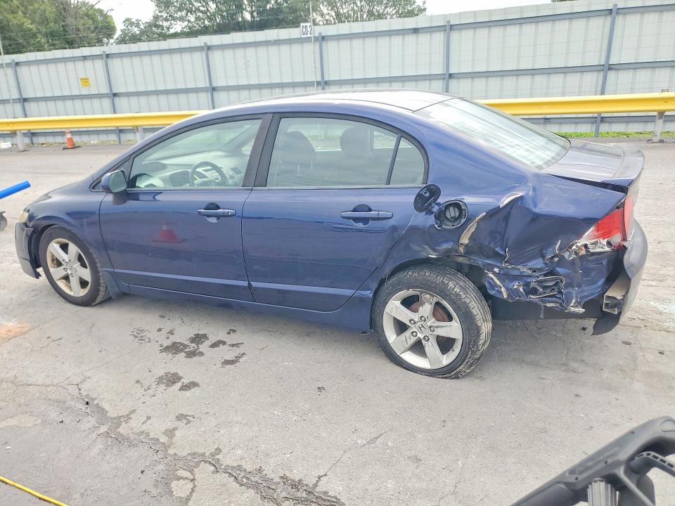 Photo 2 from auction – 2010 HONDA CIVIC with VIN 19XFA1F63AE018901