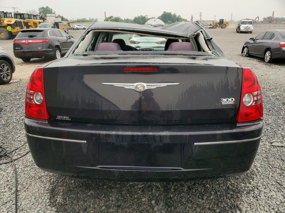 Photo 6 from auction – 2010 CHRYSLER 300 with VIN 2C3CA4CD2AH122893