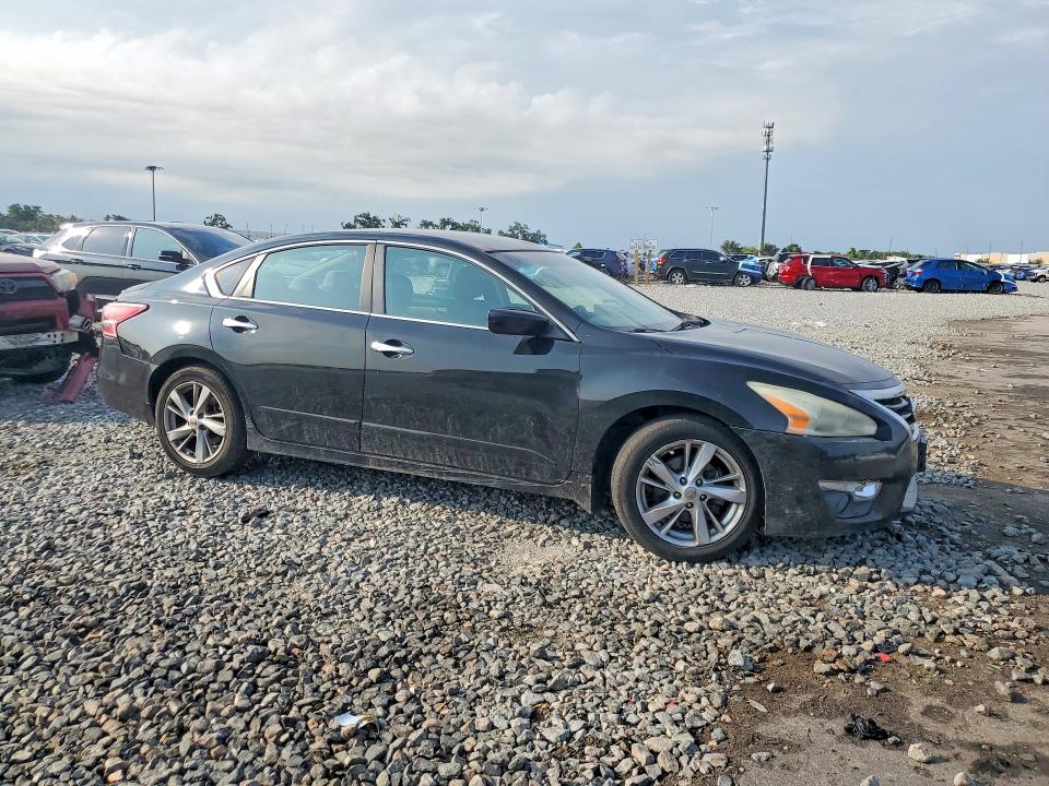 Photo 4 from auction – 2015 NISSAN ALTIMA with VIN 1N4AL3AP9FC411466