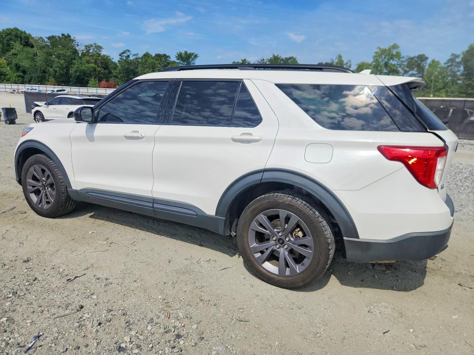 Photo 2 from auction – 2022 FORD EXPLORER with VIN 1FMSK8DH0NGB17119
