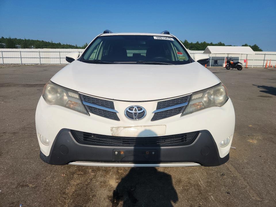 Photo 5 from auction – 2015 TOYOTA RAV4 with VIN JTMRFREV3FD115594