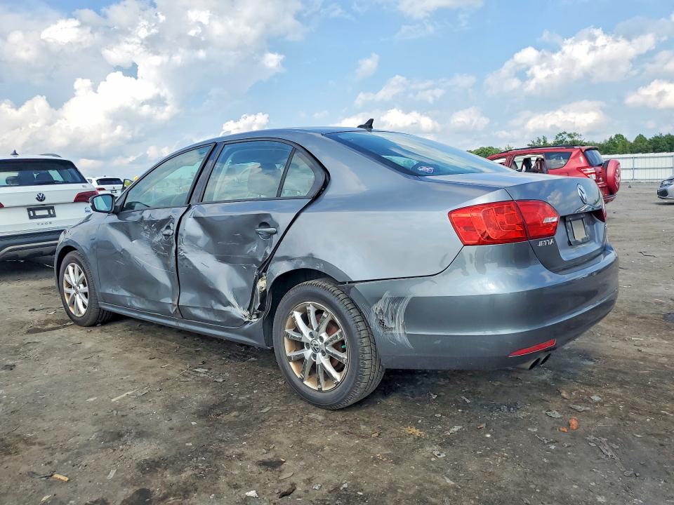 Photo 2 from auction – 2012 VOLKSWAGEN JETTA with VIN 3VWDP7AJ4CM355443