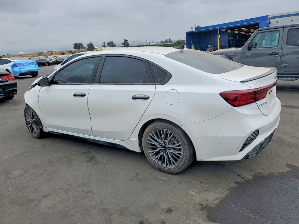 Photo 2 from auction – 2023 KIA FORTE with VIN 3KPF54AD1PE610608