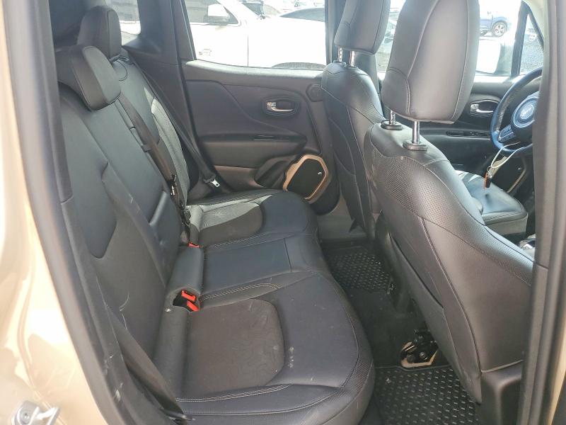 Photo 10 from auction – 2017 JEEP RENEGADE with VIN ZACCJBCB2HPE83502