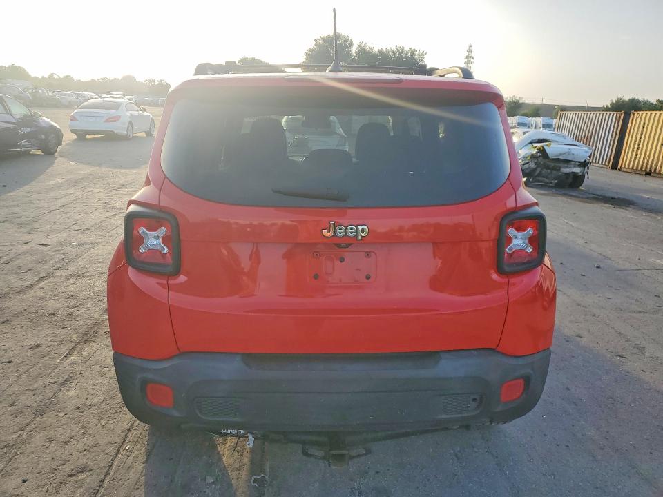 Photo 6 from auction – 2017 JEEP RENEGADE with VIN ZACCJABBXHPF17052