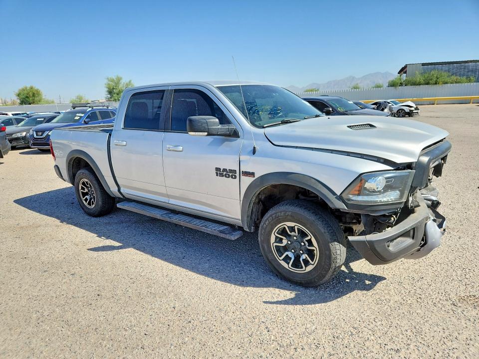 Photo 4 from auction – 2016 RAM 1500 with VIN 1C6RR7YT0GS106152