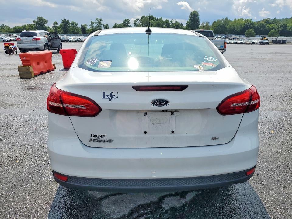 Photo 6 from auction – 2015 FORD FOCUS with VIN 1FADP3F28FL353610