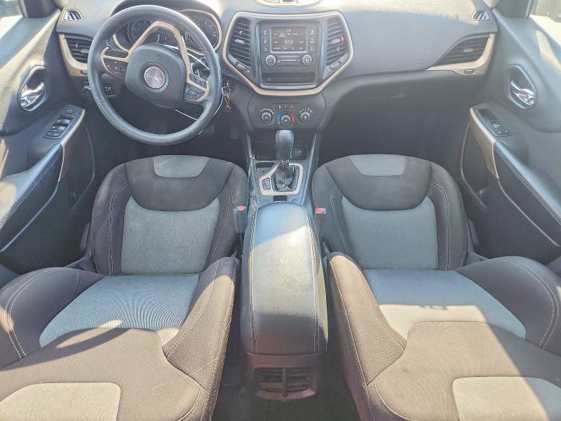 Photo 8 from auction – 2018 JEEP CHEROKEE with VIN 1C4PJLCB3JD559109