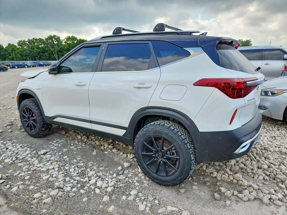Photo 2 from auction – 2021 KIA SELTOS with VIN KNDEUCA29M7116208